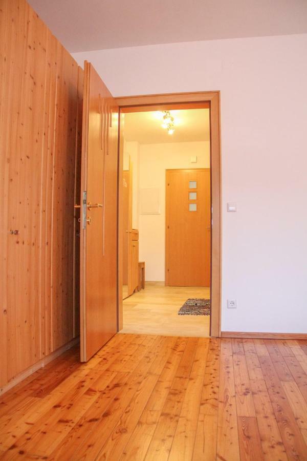 Haus Lenz Ferienwohnungen - Fam Ostermann 푸크베르크암슈니베르크 외부 사진